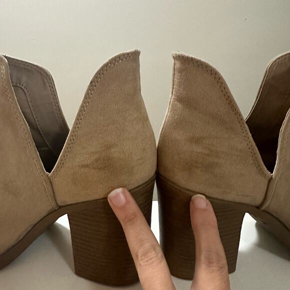 💥QUPID Tan Suede Ankle Booties Women’s size 9 Boots comfy block heel EUC - Picture 10 of 13